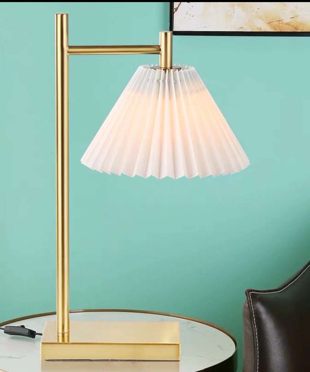 Đèn bàn thân mạ T2045 WH(30x50)