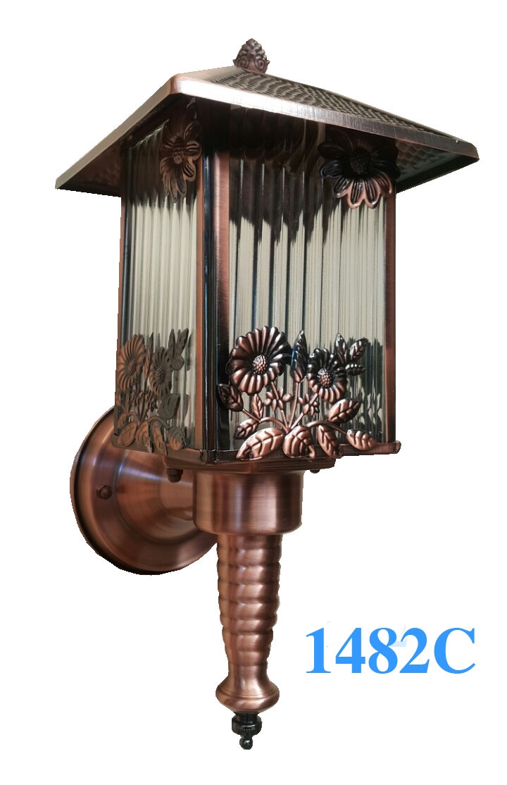Đèn cột mạ đồng (1482)