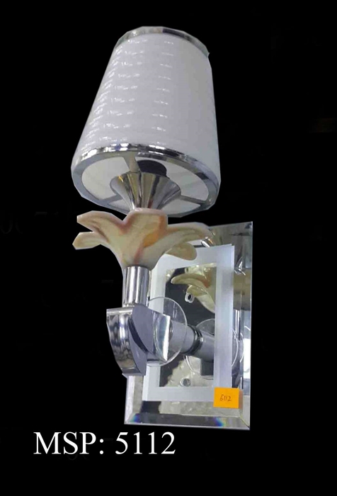 Đèn tường đế kính 5112