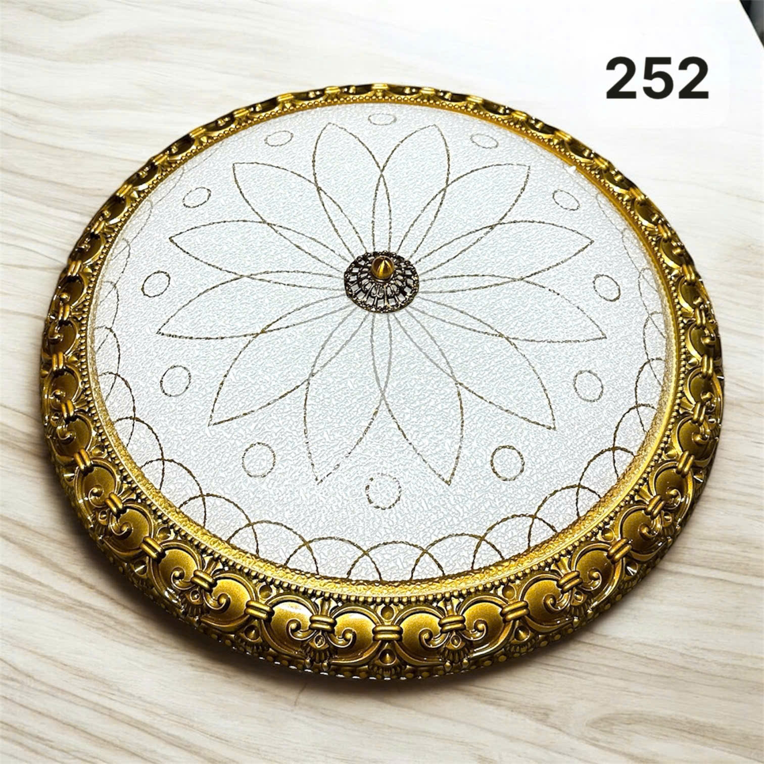 Ốp trần vành hợp kim chao thủy tinh 252-350