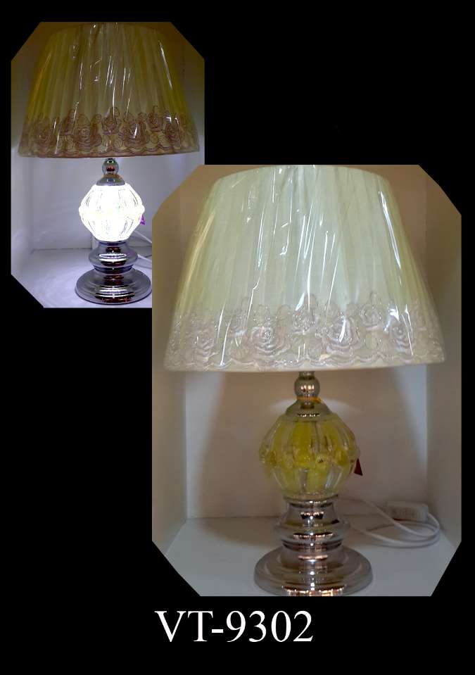 Đèn bàn thân Fale - 9302