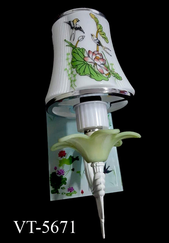 Đèn tường đế kính 5671