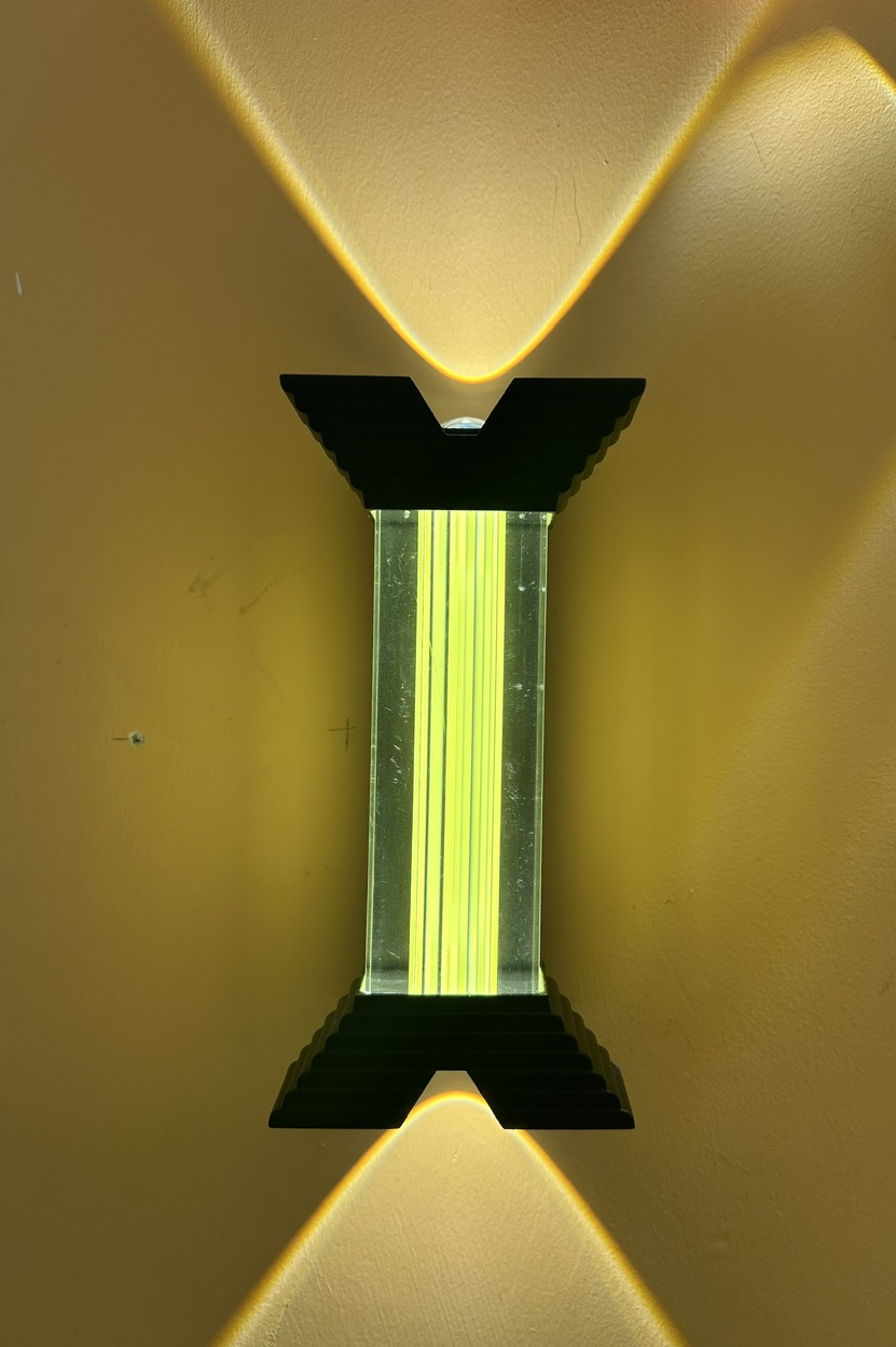 Đèn tường 2100