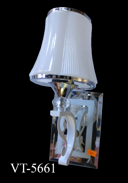 Đèn tường dù đế kính 5661