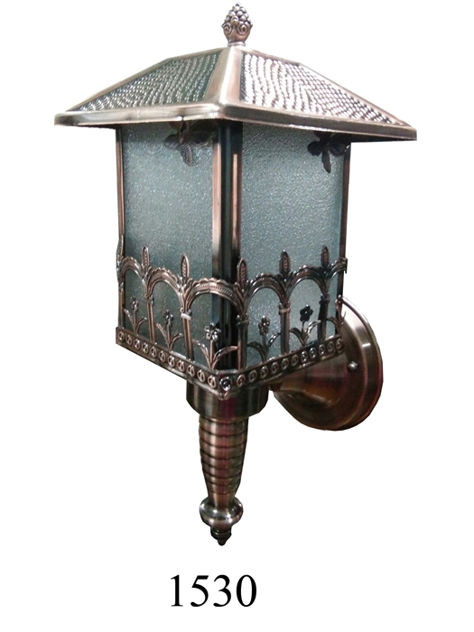 Đèn cột mạ đồng 1530/1