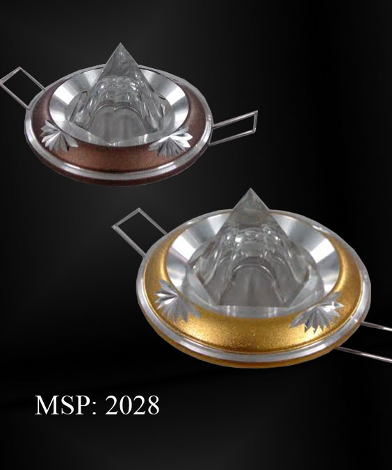 Mắt mèo 2028
