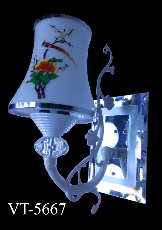 Đèn tường dù đế kính 5667