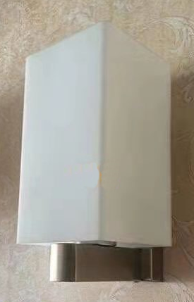 Đèn tường đế nox 8108V