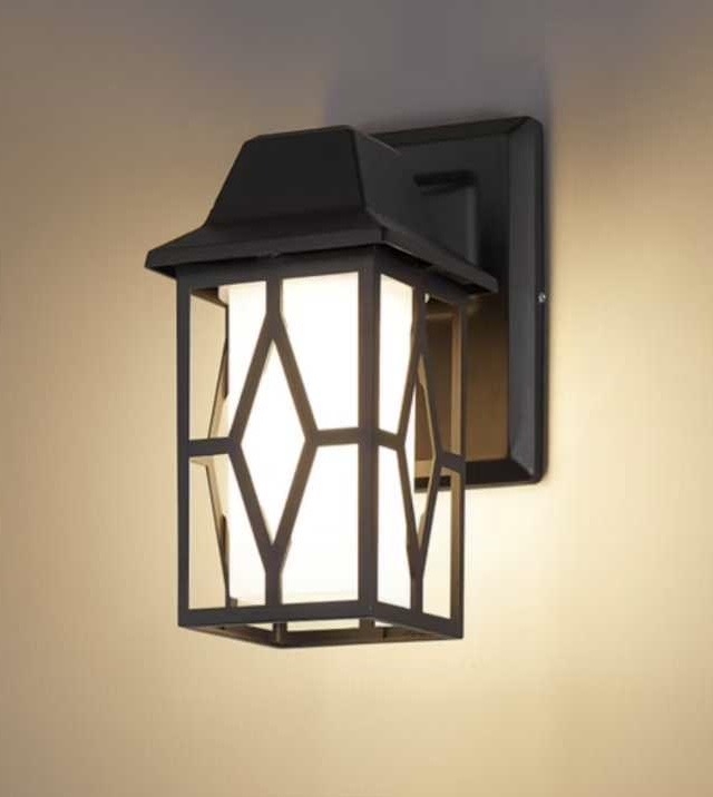 Đèn ngủ gắn tường 132/1BK (E27)